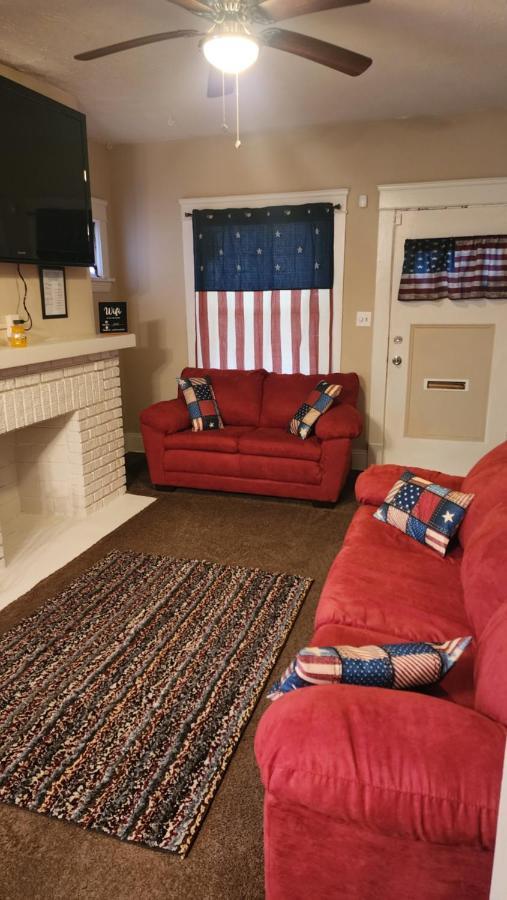 *All-American Home Minutes From Case/Uh/Cle Clinic Cleveland Heights Exteriör bild